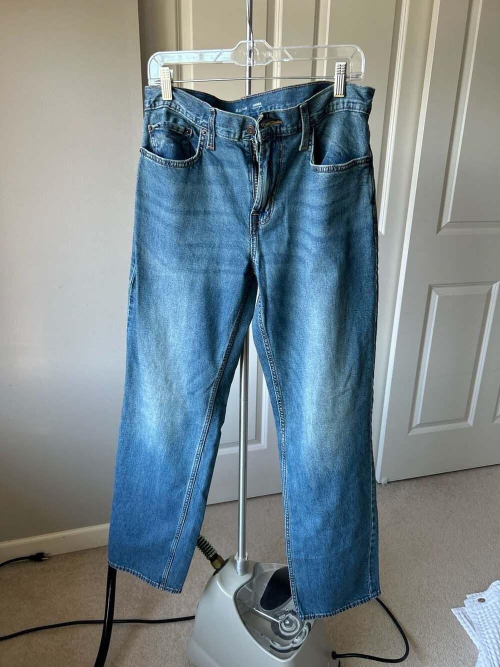 Old Navy Mens Loose Built-In Flex Jeans 33x32